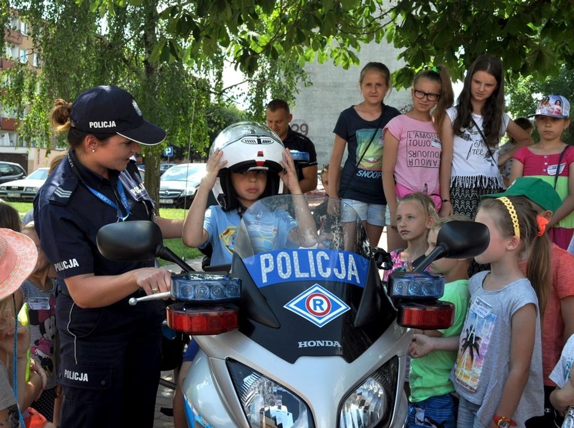 Policyjna akcja „Bezpieczne Lato 20016”. Profilaktyka w plenerze Policyjna akcja „Bezpieczne Lato 20016”. Profilaktyka w plenerze