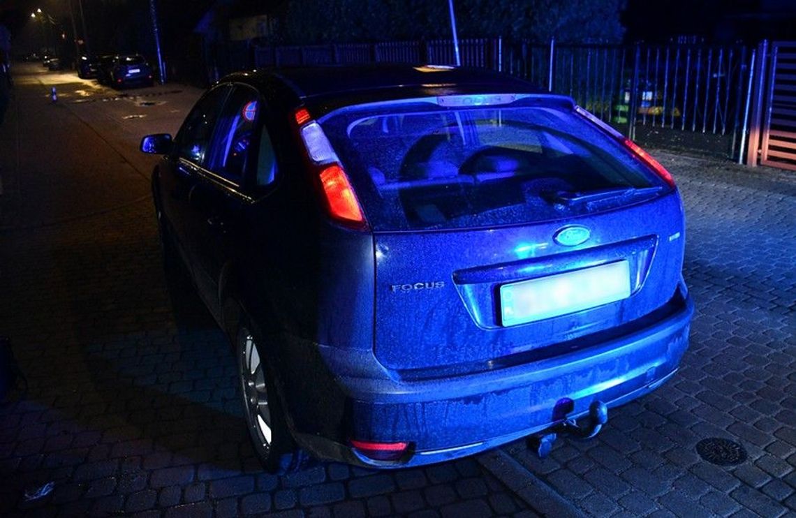 Policyjny pościg za 34-latkiem z sądowym zakazem prowadzenia pojazdów Policyjny pościg za 34-latkiem z sądowym zakazem prowadzenia pojazdów