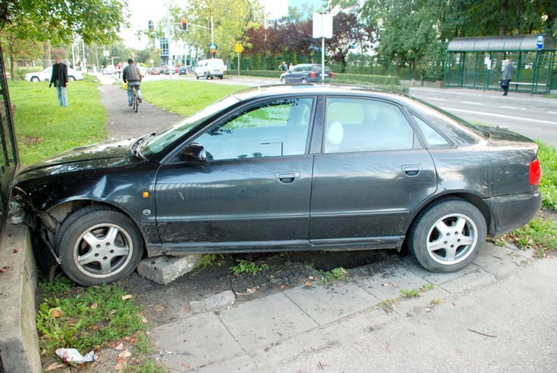 Potrącił pieszego na chodniku