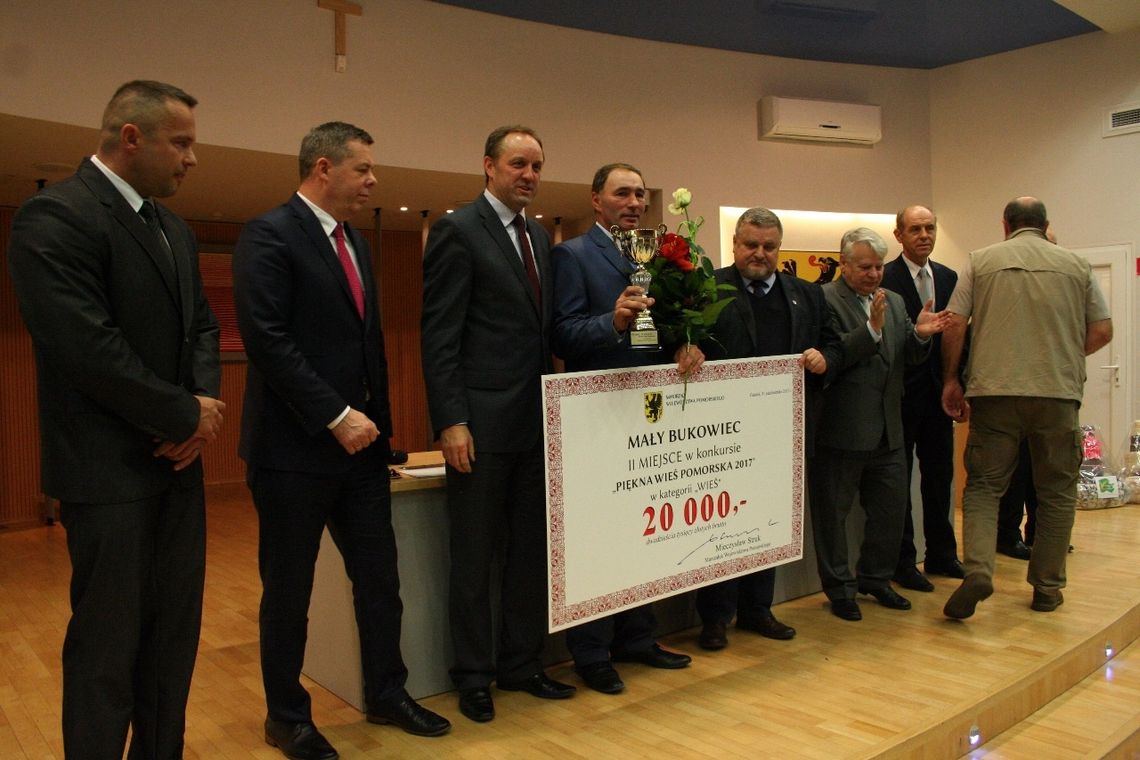 Powiat starogardzki nagrodzony w konkursie "Piękna Pomorska Wieś" Powiat starogardzki nagrodzony w konkursie "Piękna Pomorska Wieś"