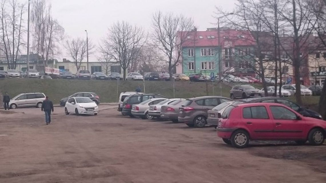 Powraca problem miejsc postojowych? Jest kasa na budowę parkingu Powraca problem miejsc postojowych? Jest kasa na budowę parkingu