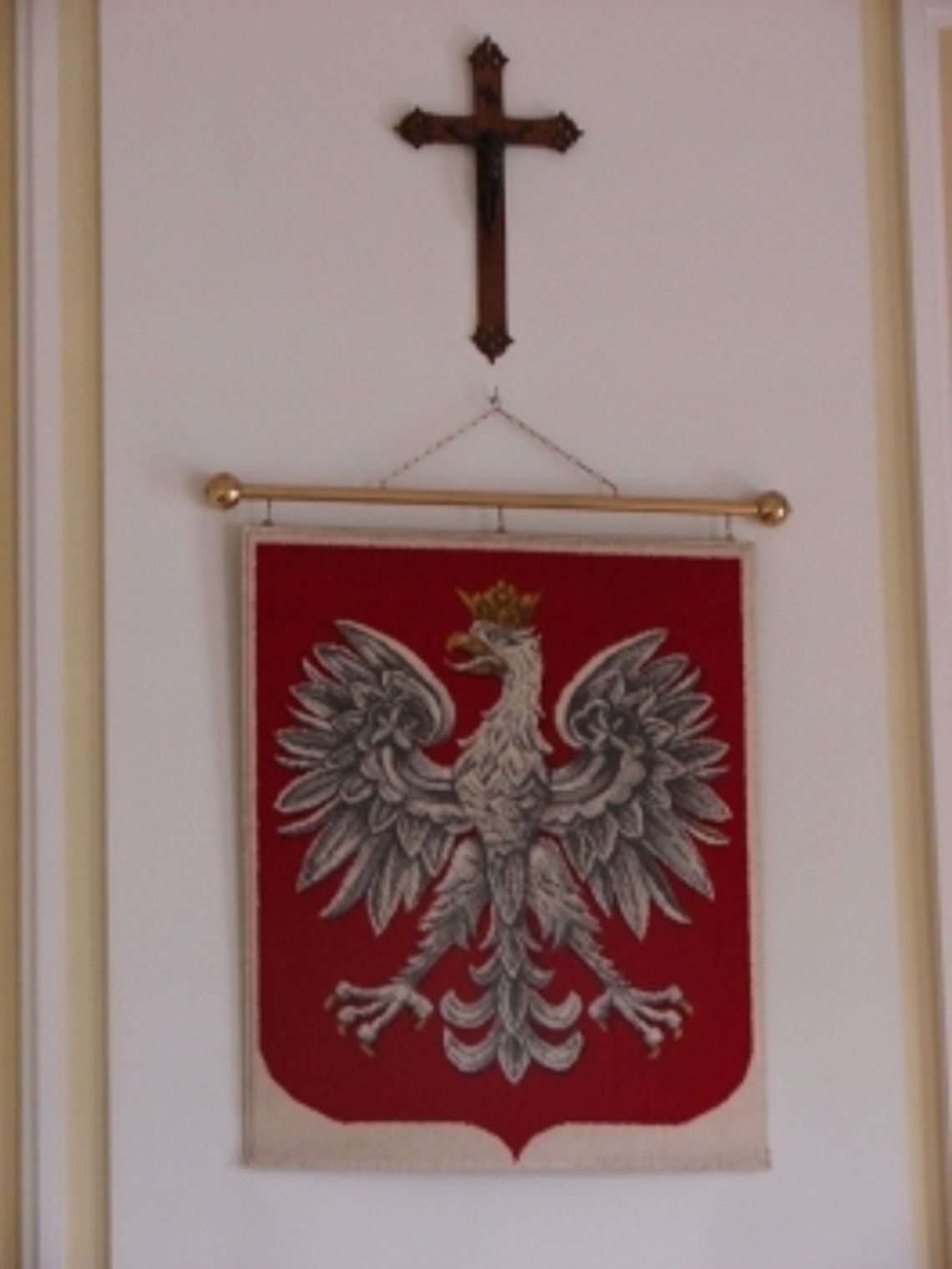 Prezydent odpowiedział na wniosek w sprawie zdjęcia krzyża Prezydent odpowiedział na wniosek w sprawie zdjęcia krzyża