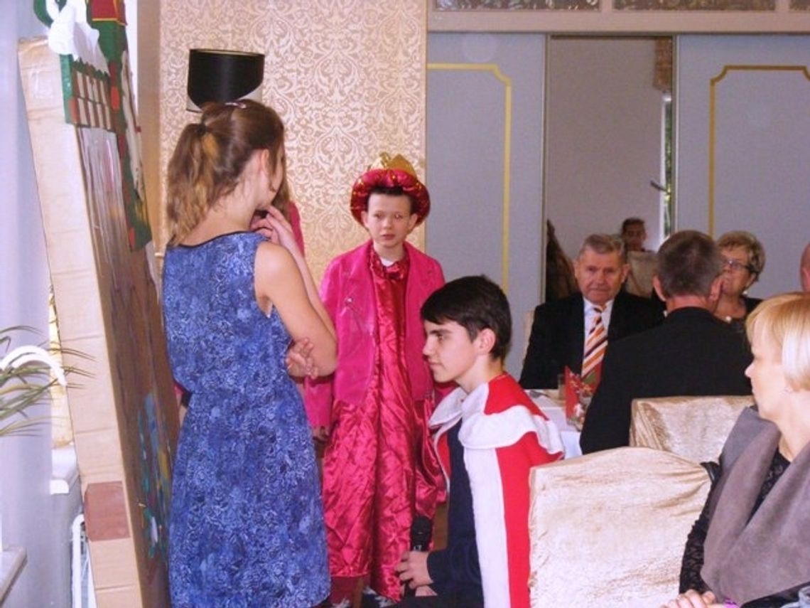 Przedświąteczne spotkanie członków Koła Powiatowego Polskiego Związku Osób Niewidomych i Niedowidzących Przedświąteczne spotkanie członków Koła Powiatowego Polskiego Związku Osób Niewidomych i Niedowidzących