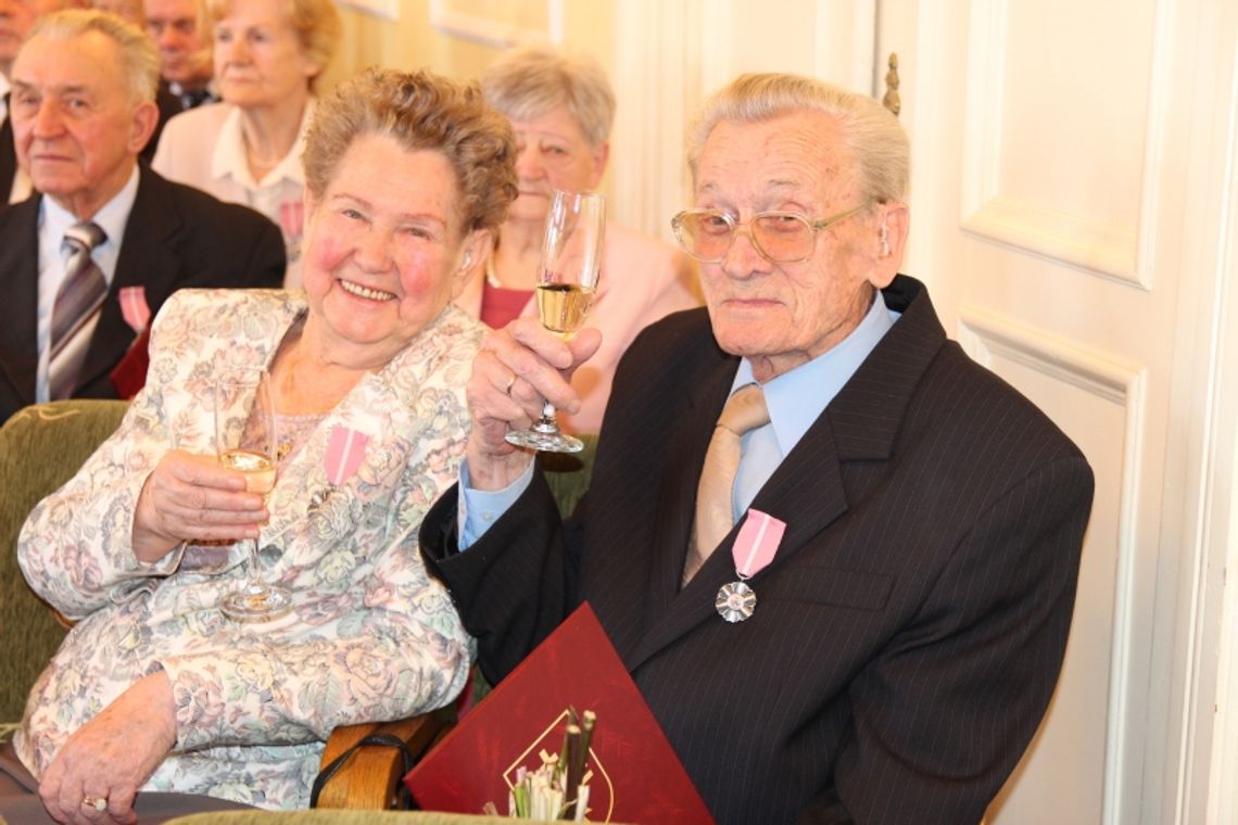 Przepis na miłość aż po grób? Miłość, zaufanie i wierność Przepis na miłość aż po grób? Miłość, zaufanie i wierność