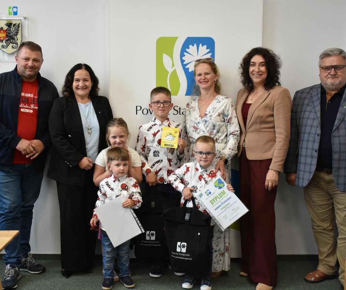 Pszczoła prosi: nie truj świata, bo to przecież wspólna chata