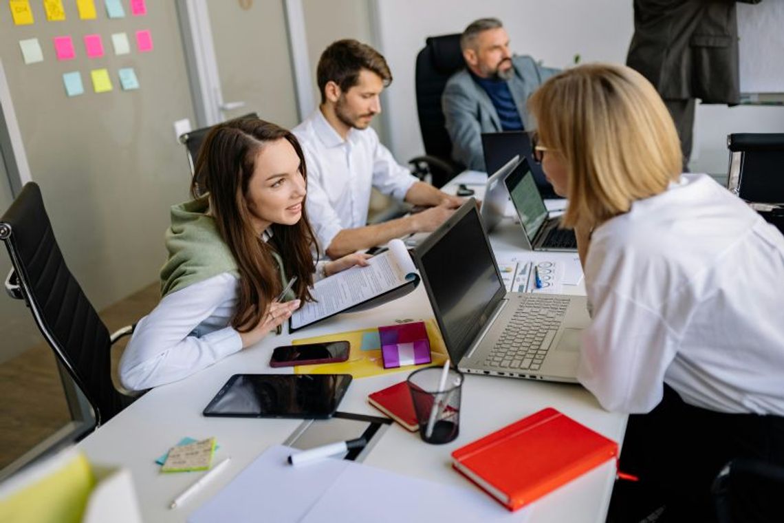 Samoobsługa pracownicza jako element nowoczesnego zarządzania zespołem