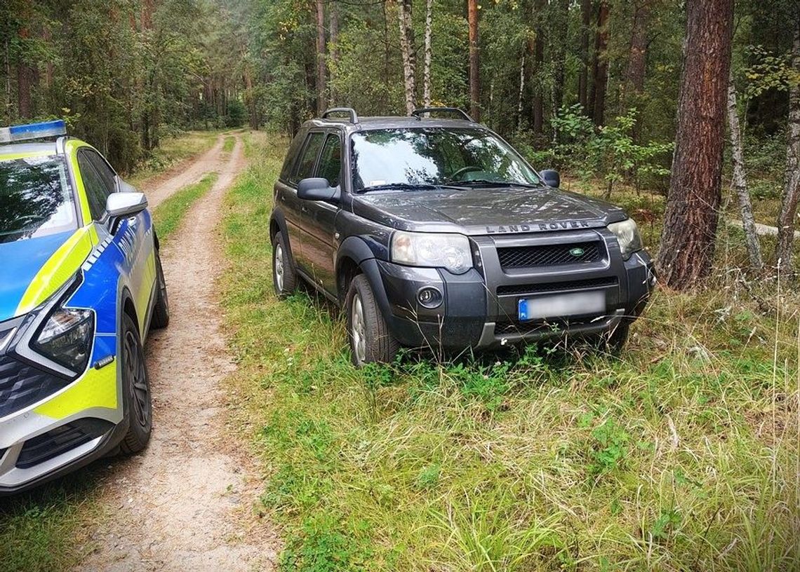 Skuteczna akcja policjantów ze Skórcza. Odzyskali skradzionego Land Rovera i zatrzymali podejrzanego Skuteczna akcja policjantów ze Skórcza. Odzyskali skradzionego Land Rovera i zatrzymali podejrzanego