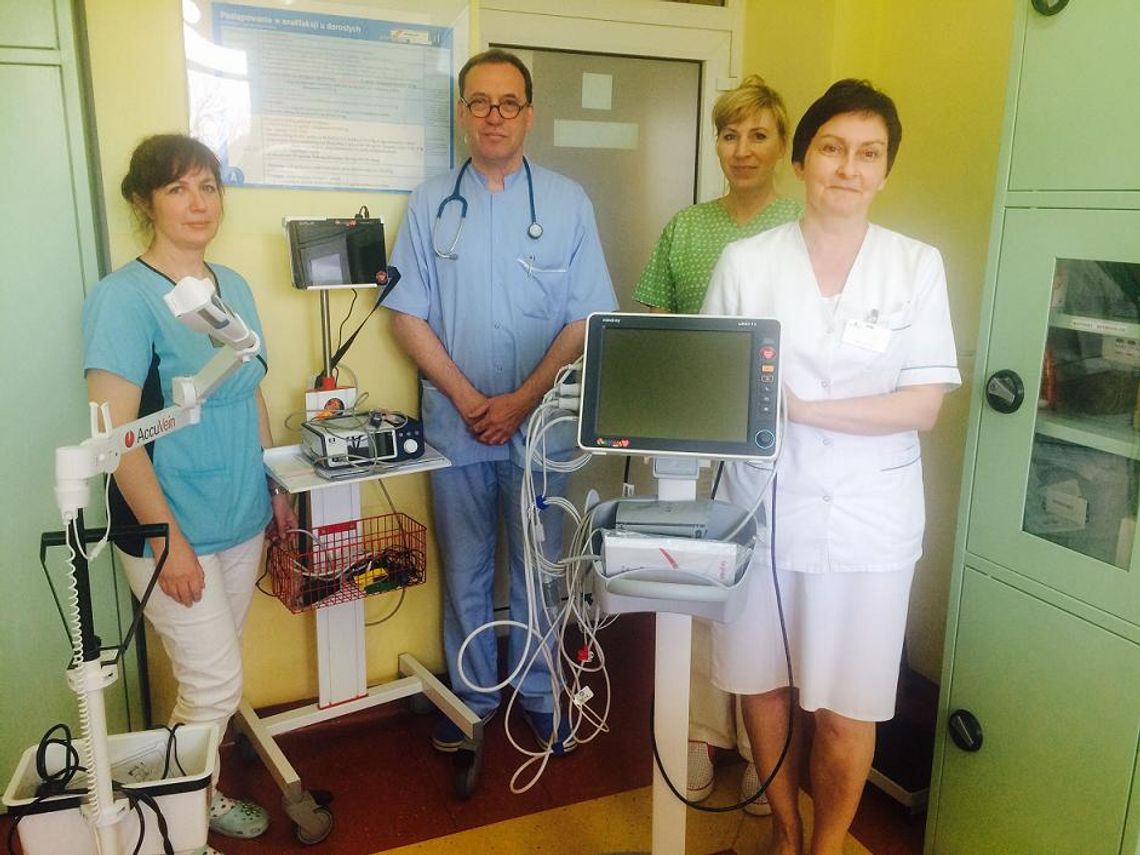 Sprzęty z czerwonym serduszkiem pomagają ratować życie Sprzęty z czerwonym serduszkiem pomagają ratować życie