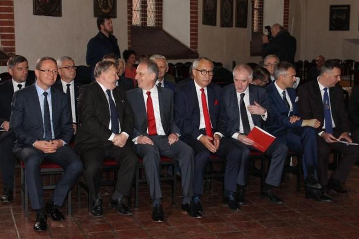 Sto tanich lokali na wynajem w 2018 roku. Rządowy projekt "Mieszkanie +" Sto tanich lokali na wynajem w 2018 roku. Rządowy projekt "Mieszkanie +"