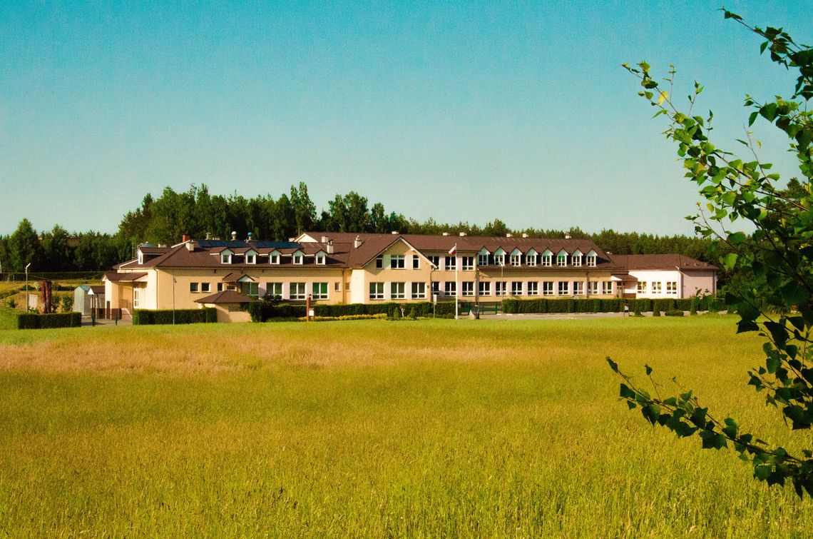 Szkoła Podstawowa w Bytoni z dofinansowaniem na mural historyczny Szkoła Podstawowa w Bytoni z dofinansowaniem na mural historyczny