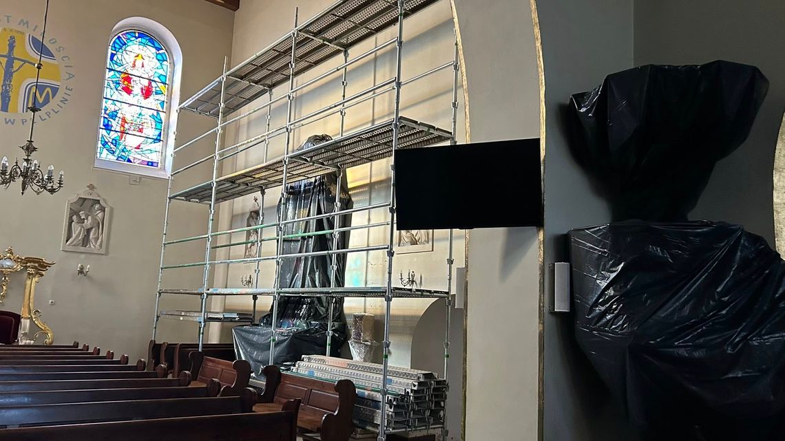 Trwa remont parafii w Skórczu Trwa remont parafii w Skórczu