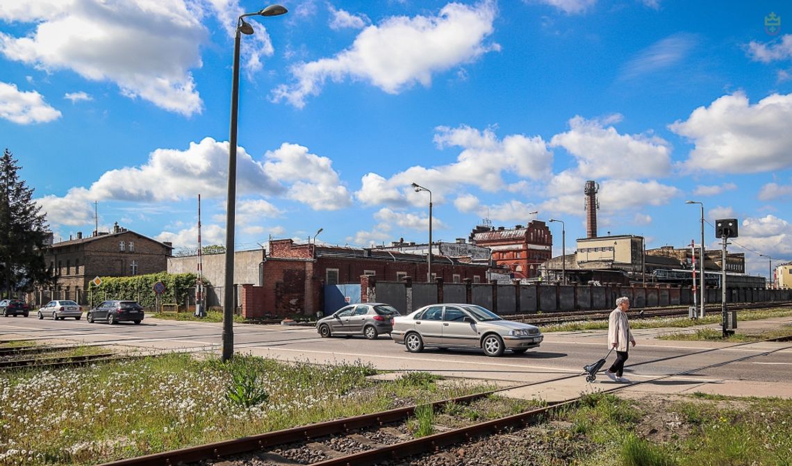 Tunel czy wiadukt? Plan na przebudowę przejazdu kolejowego na ul. Skarszewskiej