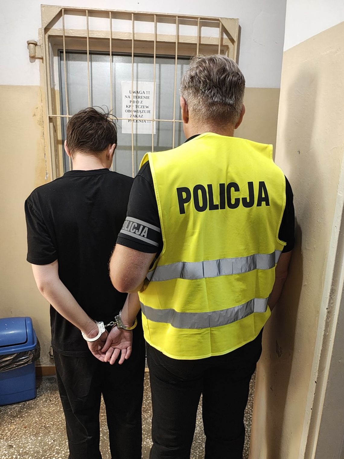 Uciekał od auta, wpadł z narkotykami – interwencja policjantów z Gniewa