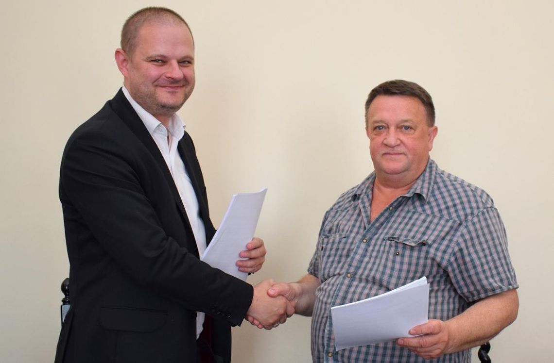 Umowa podpisana. Powstanie Centrum Wsparcia Rodziny Umowa podpisana. Powstanie Centrum Wsparcia Rodziny