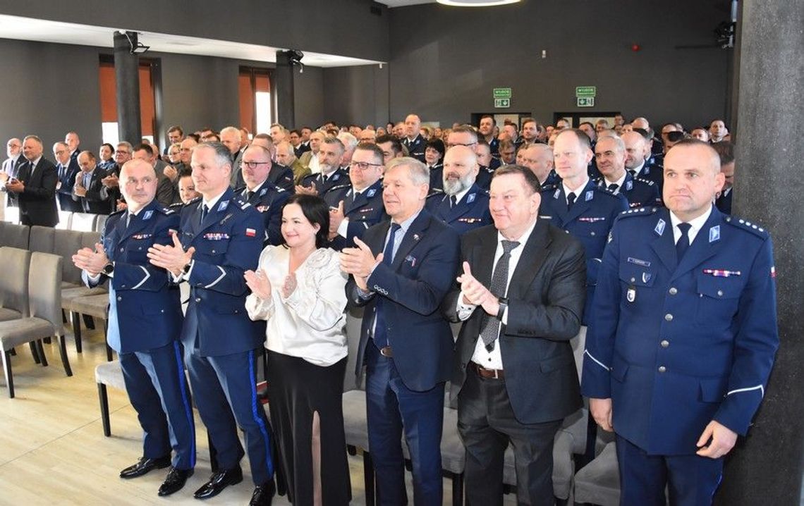 Uroczyste pożegnanie Komendanta Powiatowego Policji w Starogardzie Gdańskim Uroczyste pożegnanie Komendanta Powiatowego Policji w Starogardzie Gdańskim