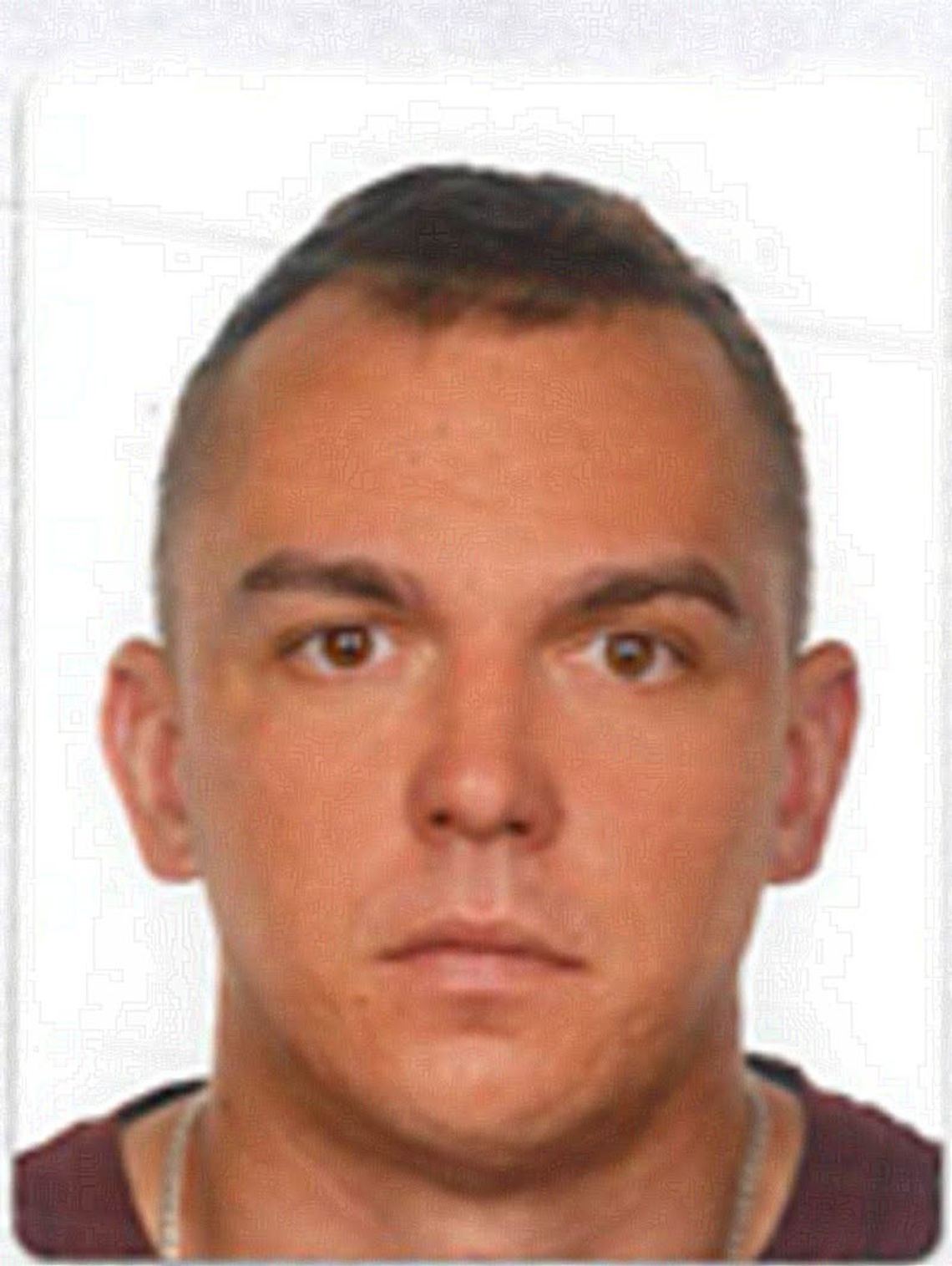 UWAGA: Wyszedł z psem na spacer i zaginął! Policja poszukuje 33-letniego mężczyzny