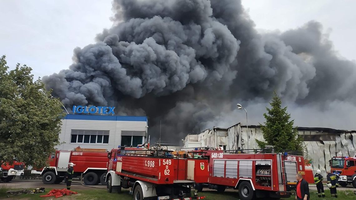 W akcji w Skórczu bierze udział 65 jednostek straży z trzech województw! Sytuacja jest bardzo dynamiczna W akcji w Skórczu bierze udział 65 jednostek straży z trzech województw! Sytuacja jest bardzo dynamiczna