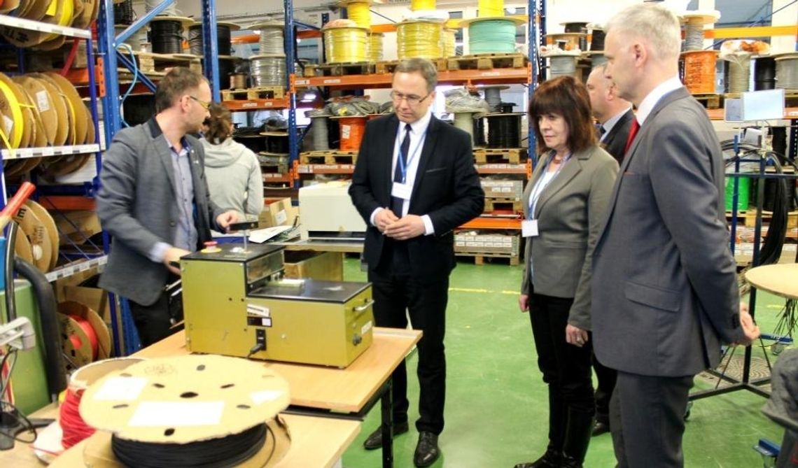 W trosce o rozwój lokalnego biznesu. Spotkanie w Gerdins Cable System W trosce o rozwój lokalnego biznesu. Spotkanie w Gerdins Cable System