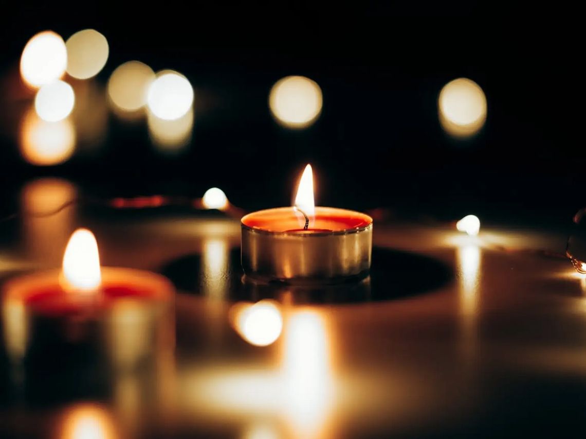 W ubiegłym tygodniu odeszli od nas... W ubiegłym tygodniu odeszli od nas...