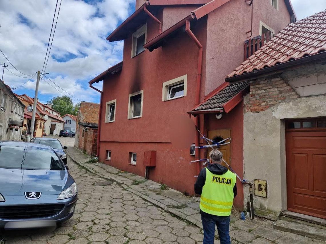 WAŻNE: Tragiczny pożar w Gniewie. Nie żyją dwie osoby w tym niemowlę