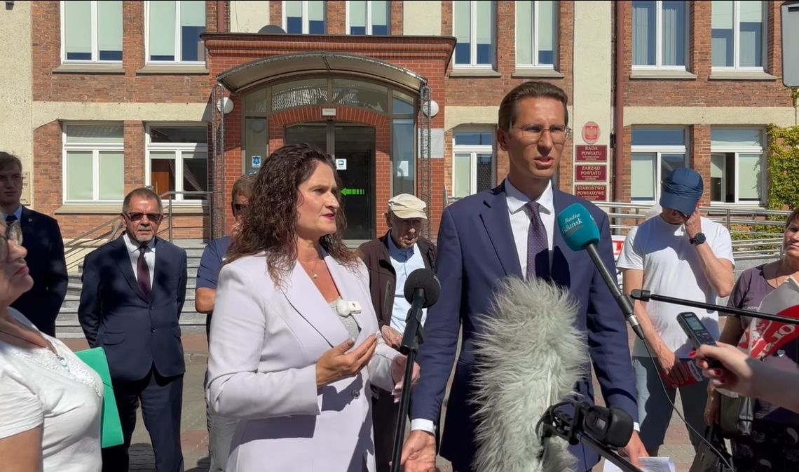 [WIDEO] Interwencja poselska w Starostwie Powiatowym w sprawie programu integracji migrantów w Starogardzie