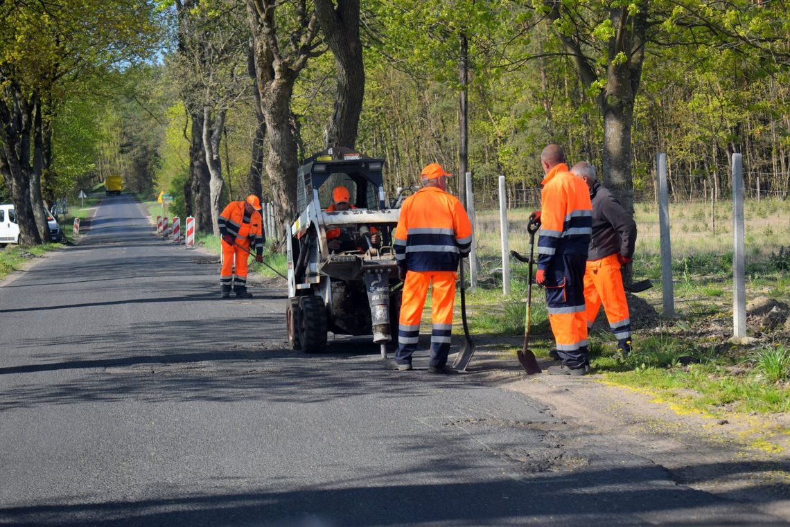 Wiosenne remonty dróg w gminie Skarszewy