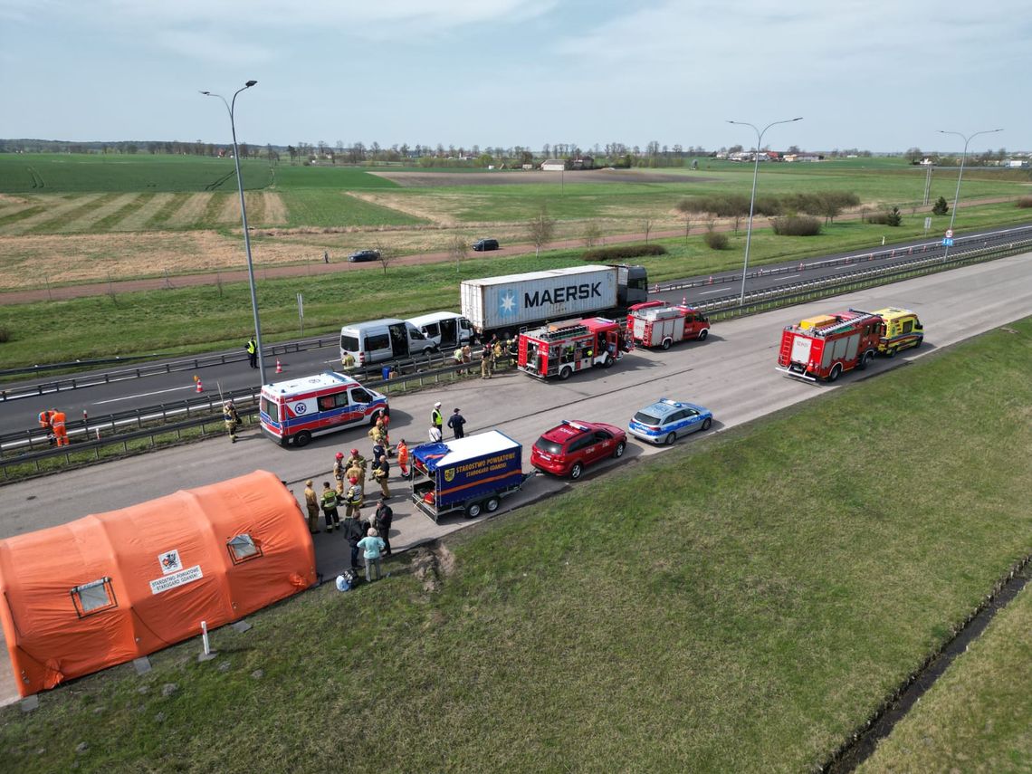 WRACAMY DO SPRAWY. Co wydarzyło się 17 kwietnia na autostradzie A1? Policjanci zatrzymali 44-letniego Litwina WRACAMY DO SPRAWY. Co wydarzyło się 17 kwietnia na autostradzie A1? Policjanci zatrzymali 44-letniego Litwina
