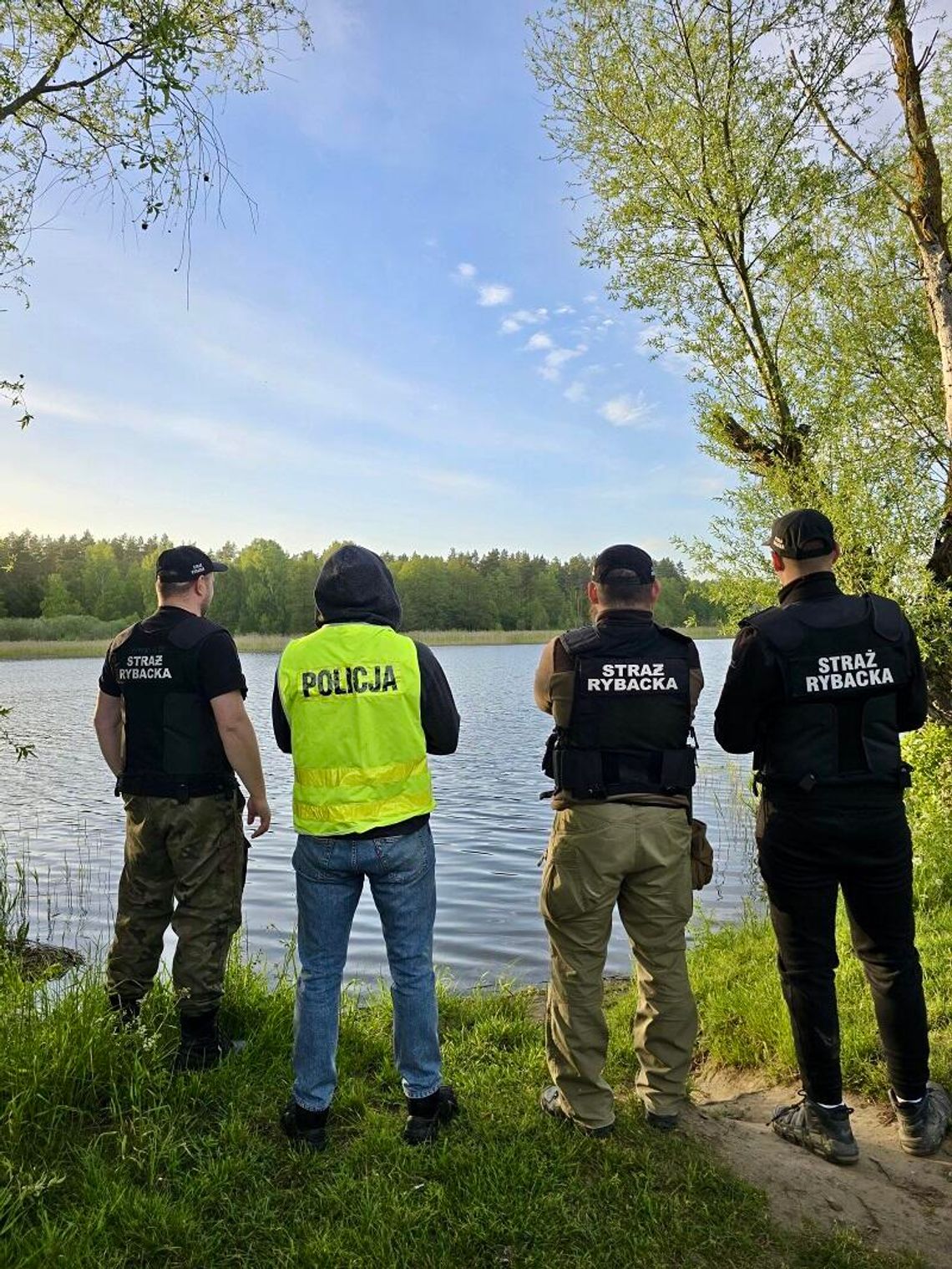 Wspólna akcja przeciwko kłusownictwu – funkcjonariusze skontrolowali kilkadziesiąt łowisk