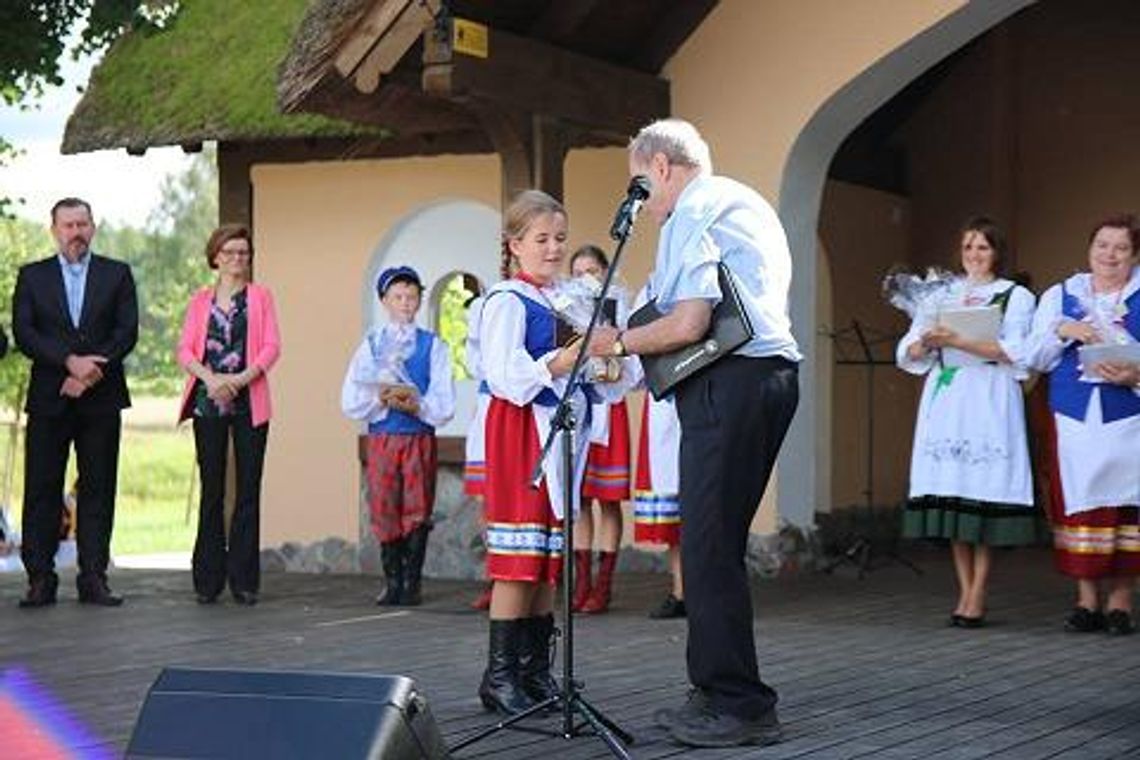 XXXIX Turniej Gawędziarzy Ludowych Kaszub i Kociewia XXXIX Turniej Gawędziarzy Ludowych Kaszub i Kociewia