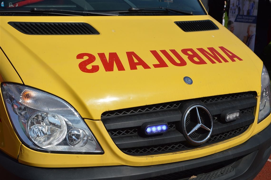 Z OSTATNIEJ CHWILI: Wypadek na drodze wojewódzkiej 222 w pobliżu miejscowości Kokoszkowy Z OSTATNIEJ CHWILI: Wypadek na drodze wojewódzkiej 222 w pobliżu miejscowości Kokoszkowy