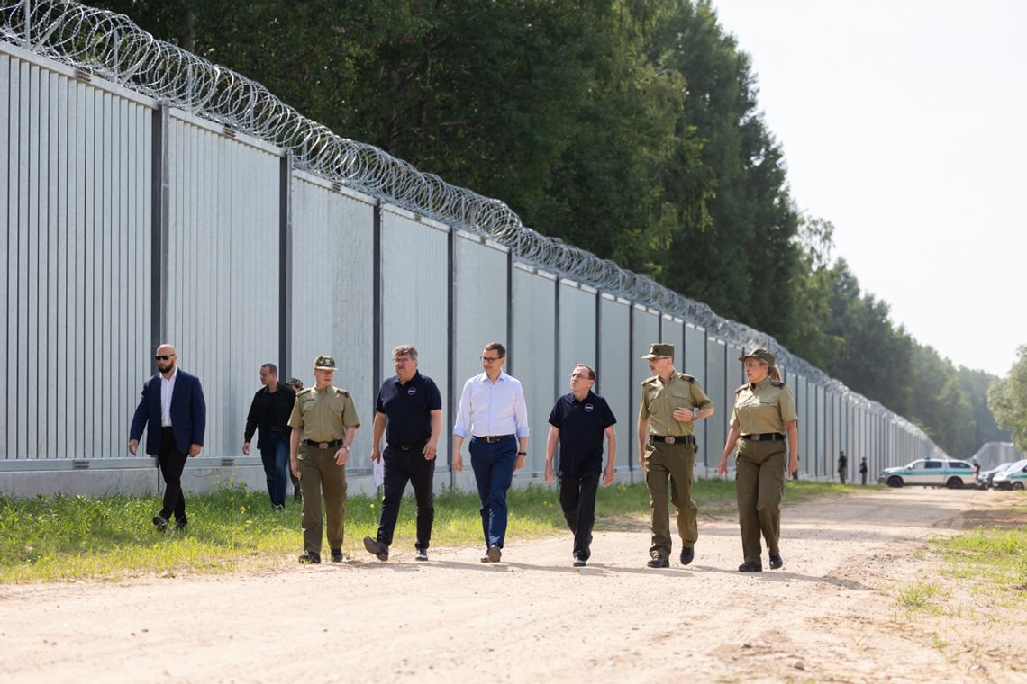 Zakończenie budowy fizycznej części zapory na granicy polsko-białoruskiej 