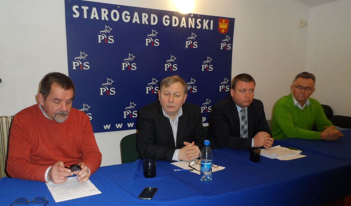 Zamieszanie w sprawie budżetu miasta - konferencja prasowa zorganizowana przez PiS Zamieszanie w sprawie budżetu miasta - konferencja prasowa zorganizowana przez PiS