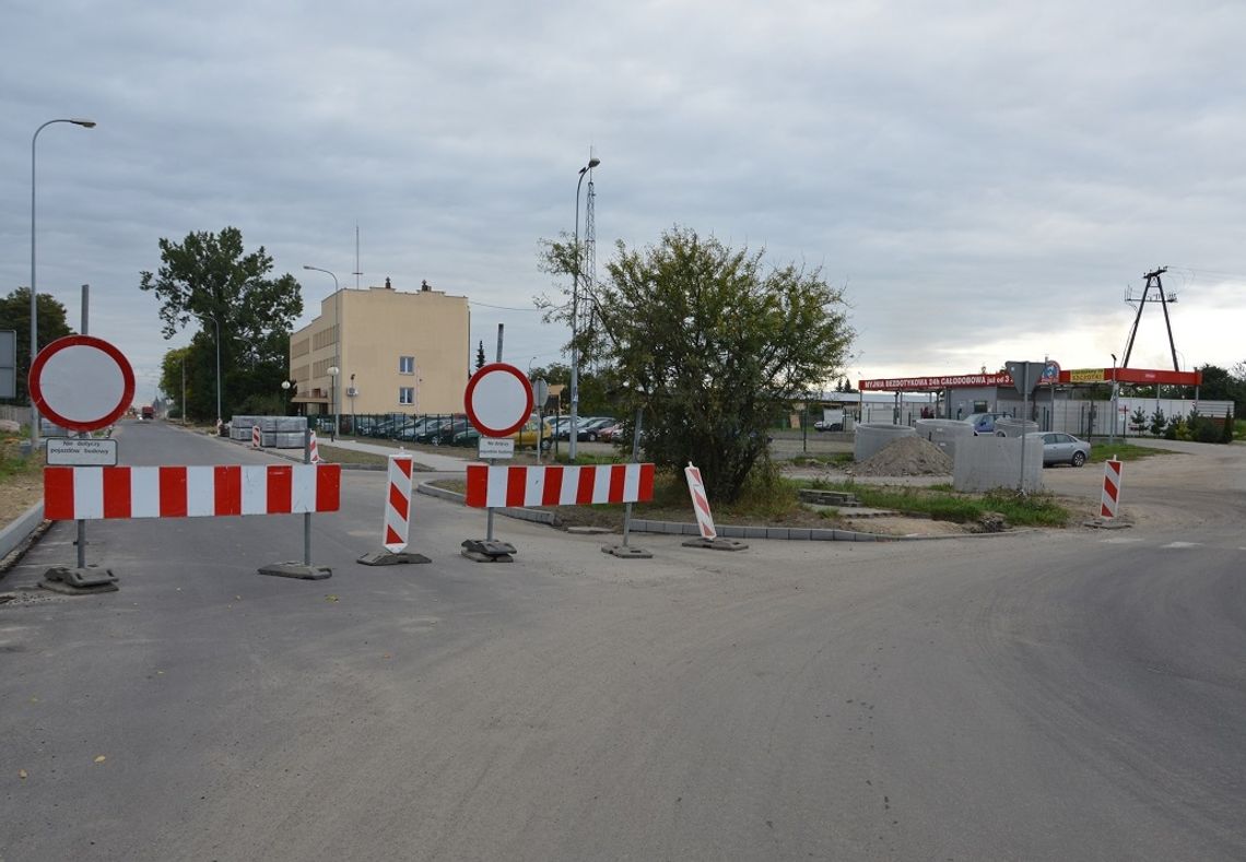 Zamknęli dojazd do firm. Kto jest winny opóźnieniom w remoncie ul. Pelplińskiej? Zamknęli dojazd do firm. Kto jest winny opóźnieniom w remoncie ul. Pelplińskiej?