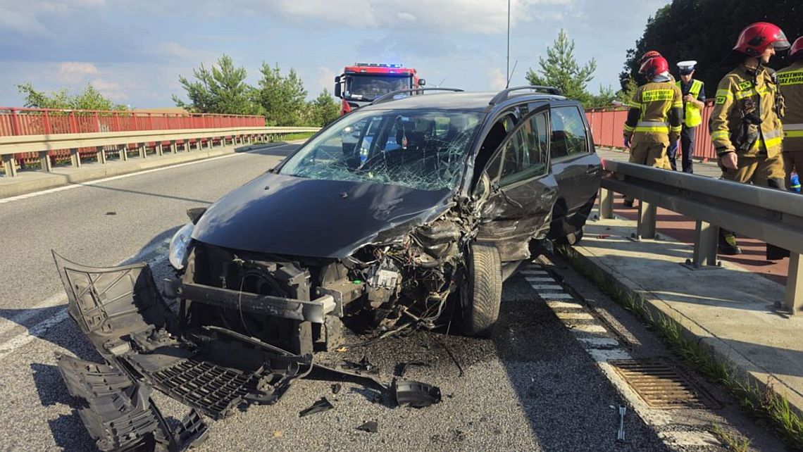 Zderzenie pojazdów na obwodnicy Pelplina. Ranna dwójka dzieci!