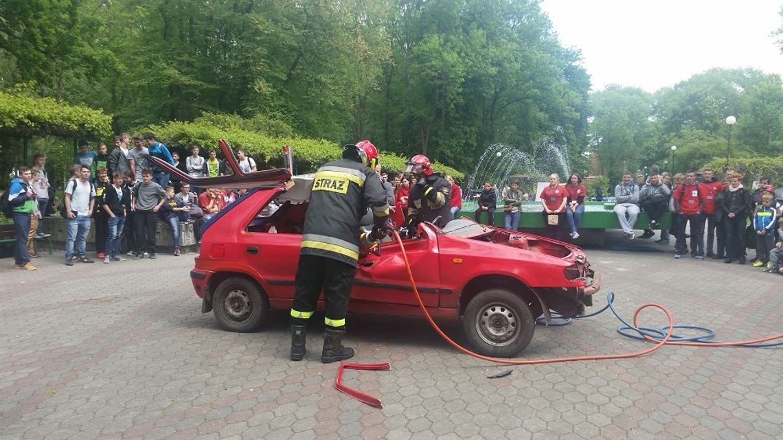 ZDJĘCIA: Mistrzostwa Pierwszej Pomocy Szkół Ponadgimnazjalnych ZDJĘCIA: Mistrzostwa Pierwszej Pomocy Szkół Ponadgimnazjalnych