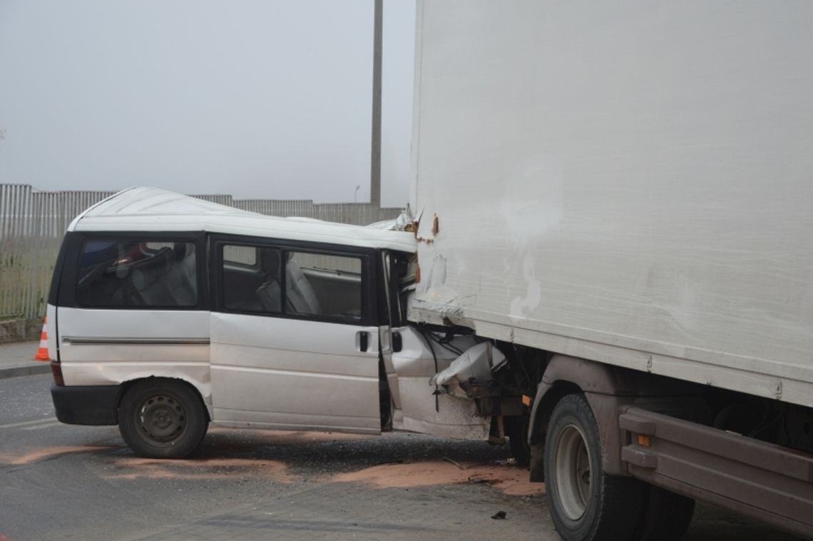 ZDJĘCIA: Poważny wypadek na Jabłowskiej! Ruch zablokowany ZDJĘCIA: Poważny wypadek na Jabłowskiej! Ruch zablokowany