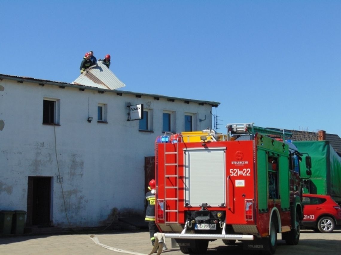 ZDJĘCIA Pożar budynku przemysłowego ZDJĘCIA Pożar budynku przemysłowego