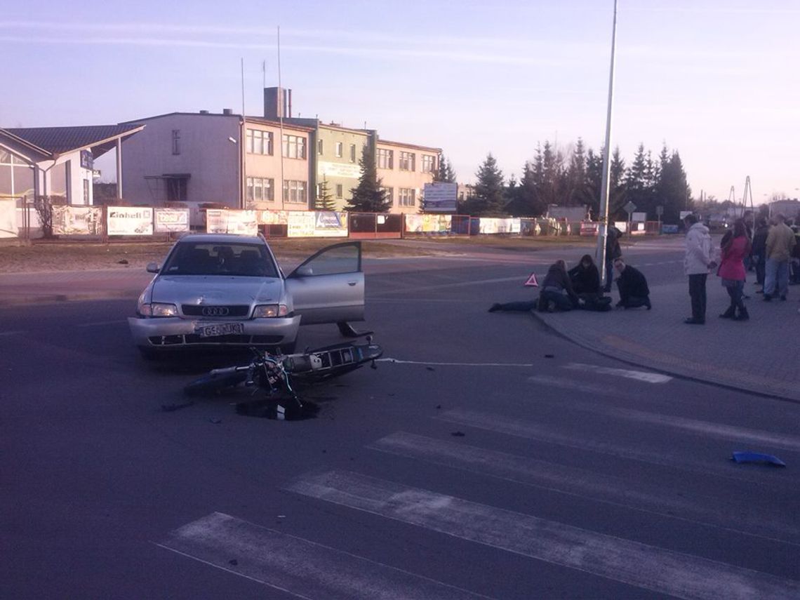  ZDJĘCIA. Wymusił pierwszeństwo i uderzył w motorowerzystę