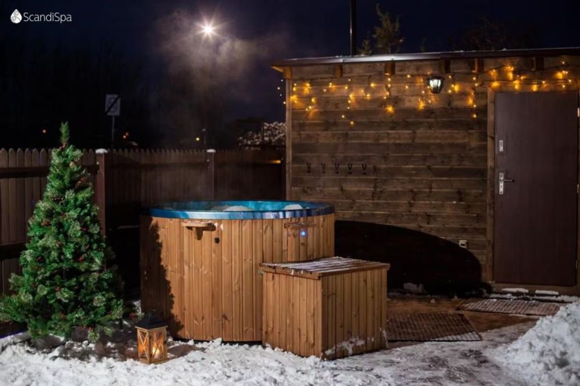 Zimowe kąpiele na świeżym powietrzu – skandynawski trend, który podbija Polskę Zimowe kąpiele na świeżym powietrzu – skandynawski trend, który podbija Polskę