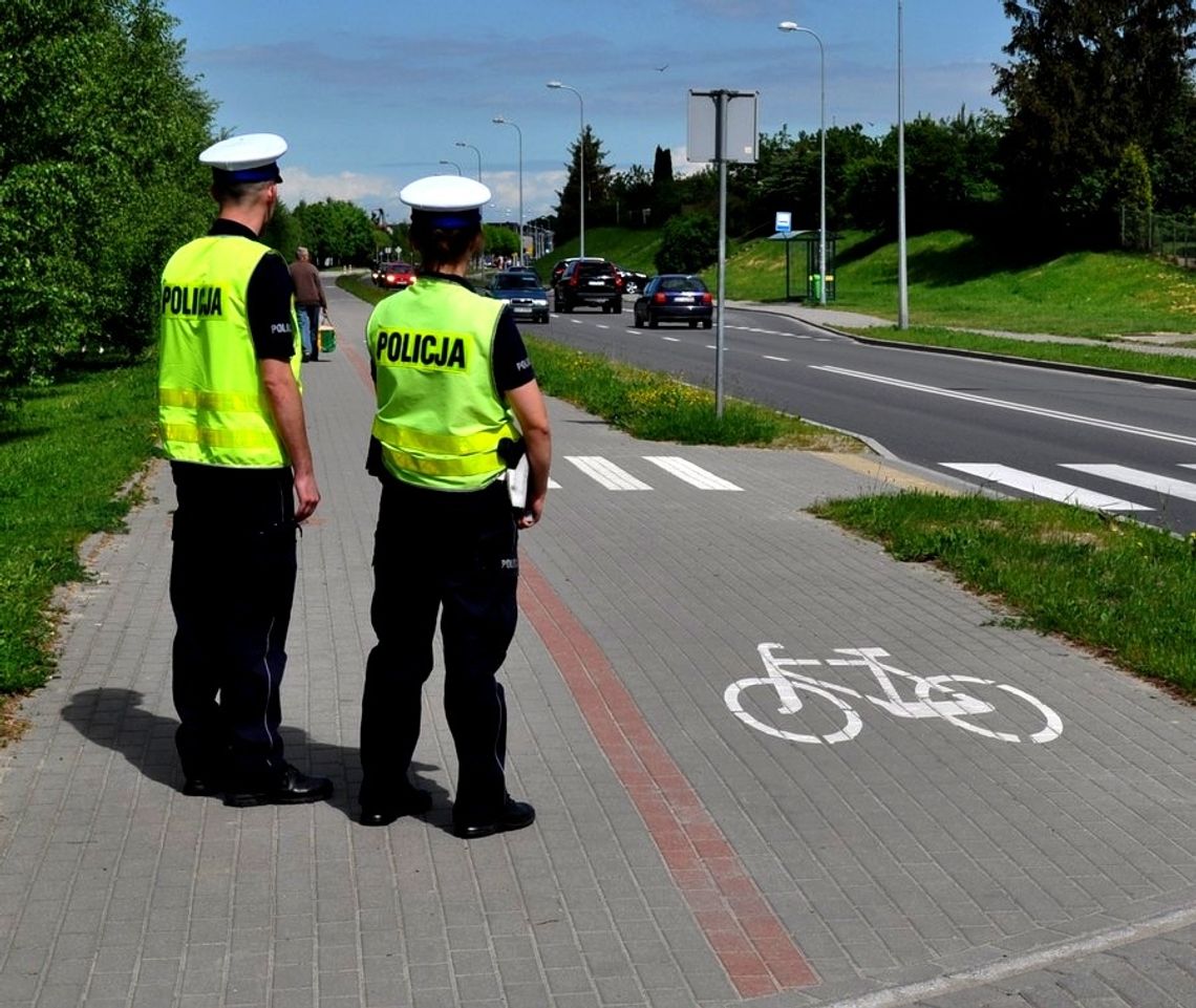 Zmrok, deszcz i miejscowe przymrozki. Jesień to niebezpieczny czas na drodze Zmrok, deszcz i miejscowe przymrozki. Jesień to niebezpieczny czas na drodze