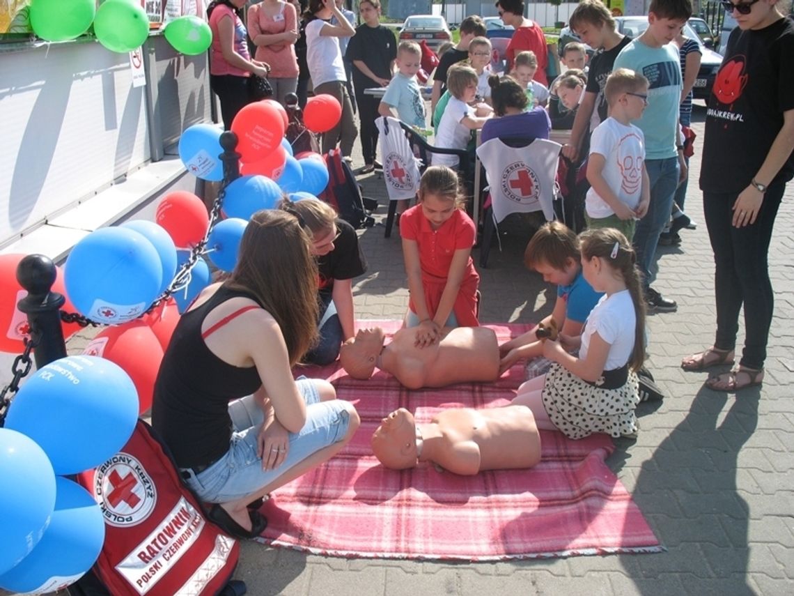 Zostań bohaterem, oddaj krew . Podziel się i uratuj życie! Zostań bohaterem, oddaj krew . Podziel się i uratuj życie!