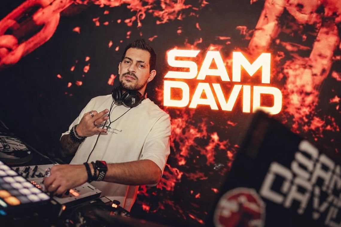 Sam & City Night – Basement Cocktails & Music