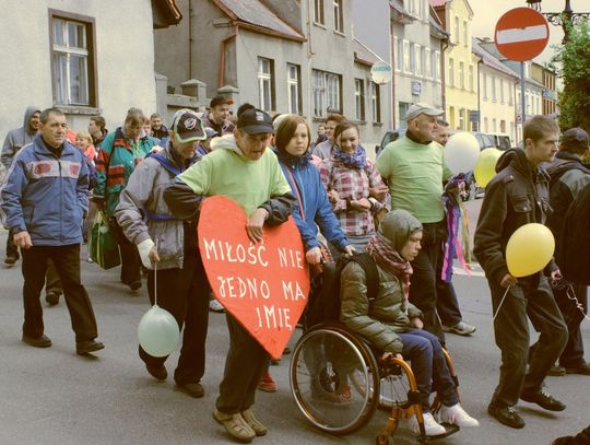 Miłość nie jedno ma imię