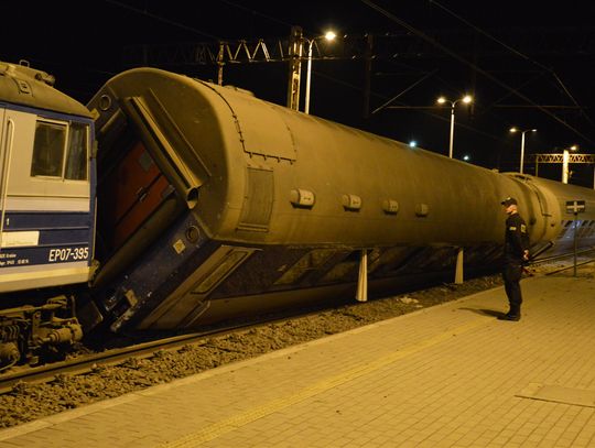 Wypadek z udziałem dwóch pociągów. Składem podróżowało ponad 200 osób