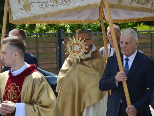 Uroczysta procesja Bożego Ciała w Kokoszkowach